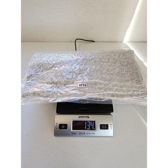 Mer Sea & Co Scarf Womens One Size Gray White Soft Boucle Fringe Wrap Shawl - Picture 8 of 8